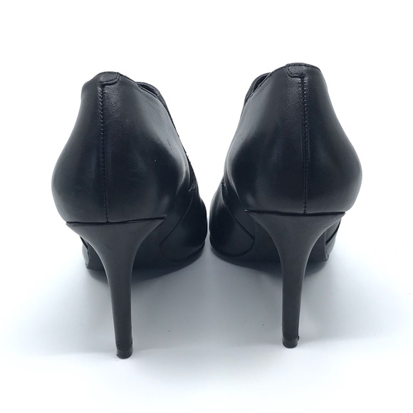 COLE HAAN BLACK LEATHER ANKLE BOOTIE - Picture 5 of 8